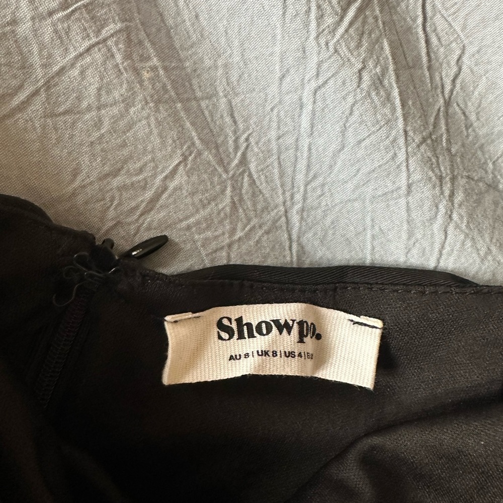 Showpo Black One-Shoulder Maxi Dress - Picture 6 of 9
